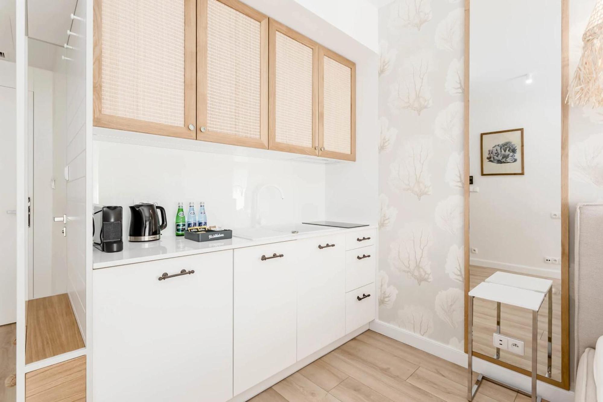 Apartamenty Chmielna 10 - Kompleks Deo - Old Town By Rent Like Home 格但斯克 外观 照片